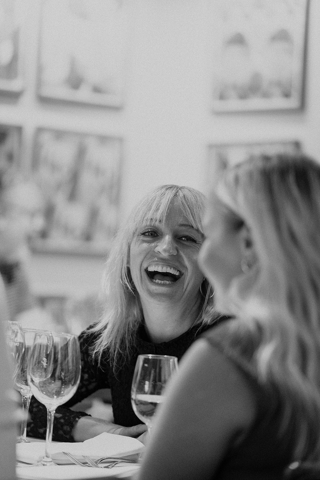 Diners in RenMor enjoying their evening